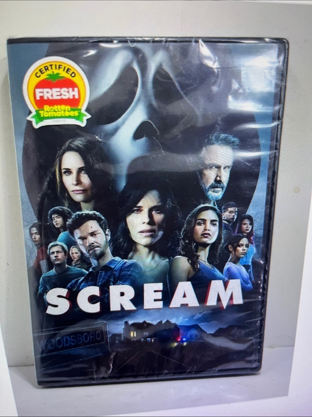 Scream DVD - Black & Blue Artwork -
